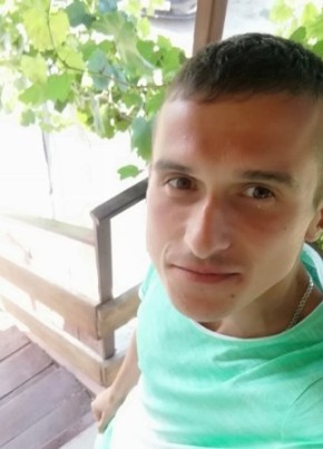 Максим, 32, Россия, Озеры