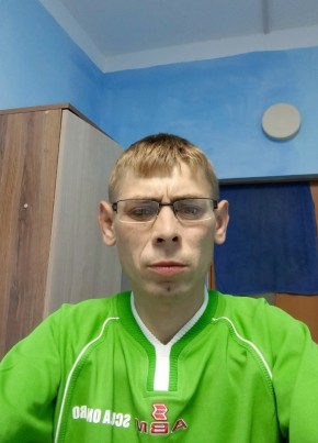 Мальцев Иван люб из Краснозерское 18 лет