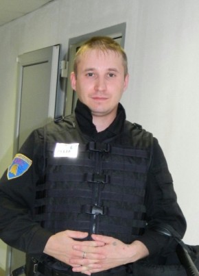 Oleg, 36, Russia, Kamennogorsk