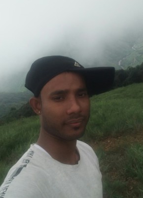 Suraj Koiri, 30, India, Kolasib