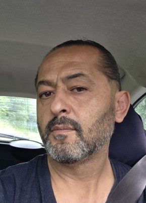 Hüsan из Köln 44 года