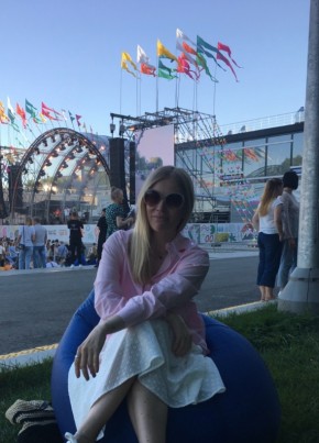 Ирина из Москвы 42 года