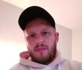 Craig, 38, Hayling Island