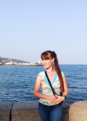 Olga, 39, Russia, Yalta