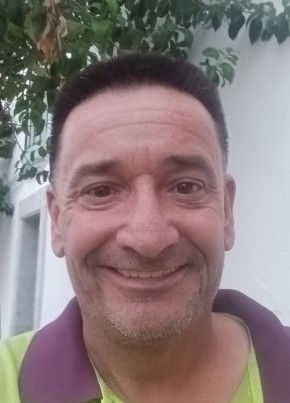 Luis из Badajoz 49 лет