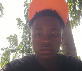 Khan, 18, Dar es Salaam