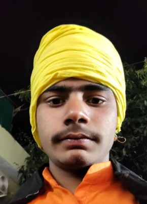 Omjeet Singh Raj, 18, India, Dumraon