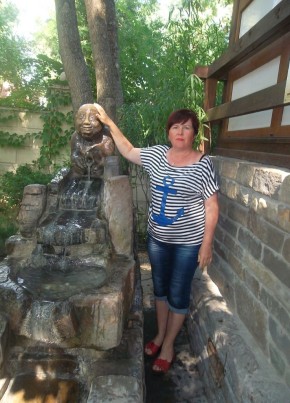 Нина, 61, Россия, Шахты