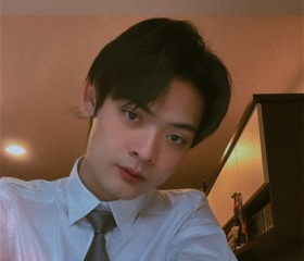 William, 21, Taipei
