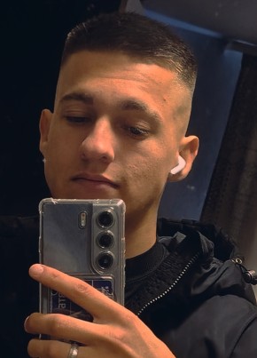 Юрий Куприянов из Рязани 19 лет