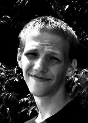 Сергей из Новосибирска 18 лет