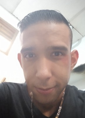 Arturo, 30, República de Colombia, Santafe de Bogotá