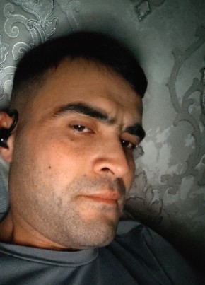 Умиджон из Калуги 18 лет