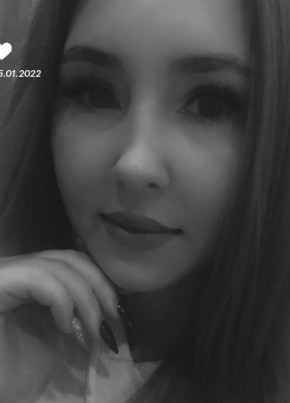 Алена, 25, Россия, Мончегорск