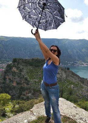 Elena, 46, Russia, Moscow