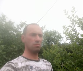 Azer, 43, Ganja