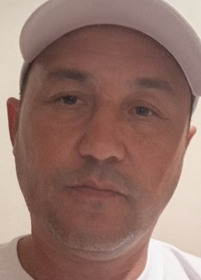 Константин из Новотроицка 46 лет
