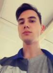 Олег, 22 года, Казань