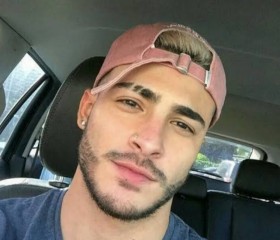 Renato, 24, Curitiba