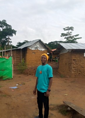 Mustapha из Monrovia 27 лет