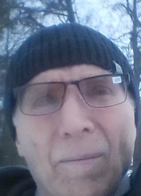 Юрий, 60, Россия, Луга