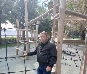 Виталя, 53 года, Саратов