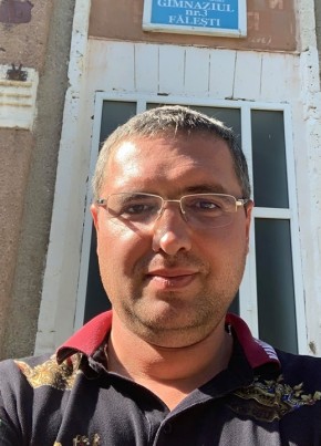 Simon, 55, Romania, București