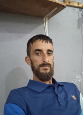 Cherif из Sétif 34 года