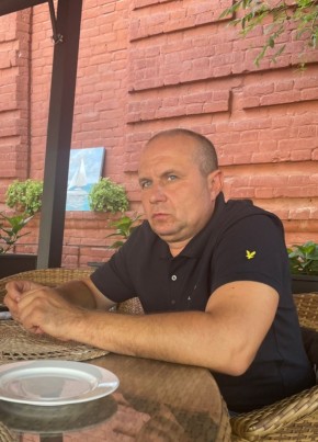 Роман из Воронежа 53 года