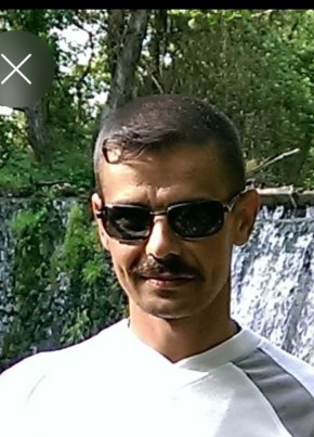 Владимир из Свердловска 46 лет