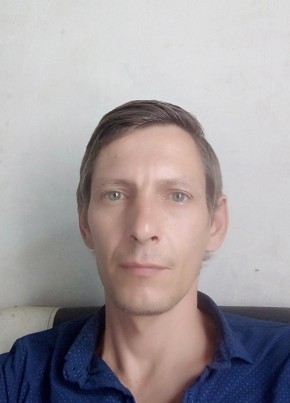 Александр, 36, Россия, Усть-Лабинск