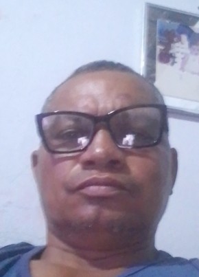 Aparecido из Águas Belas 48 лет