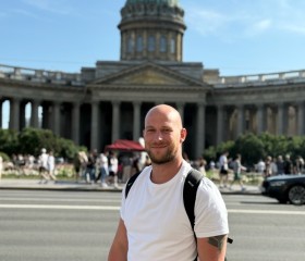 Dmitrii, 35, Mapuca