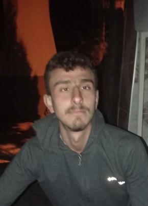 Yahsdyyd, 19, Türkiye Cumhuriyeti, Çağlayancerit