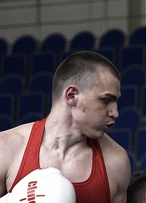 Дмитрий из Кушнарёнково 31 год