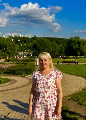 Ирина из Москвы 46 лет