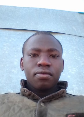 Sahal, 25, Kenya, Nairobi