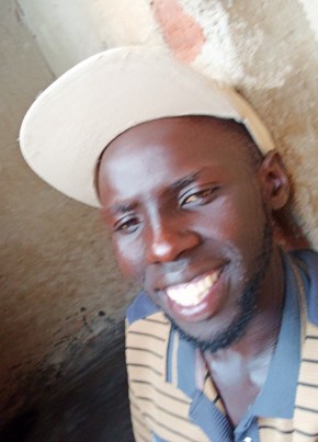 Ivan из Kampala 27 лет