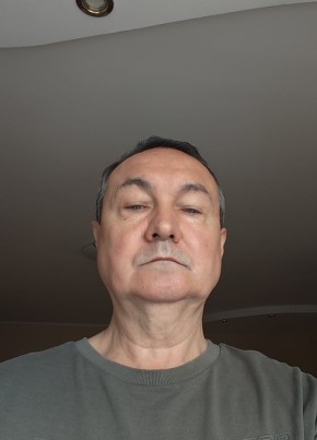 Олег из Мурманска 57 лет