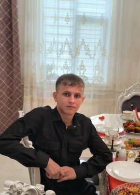 Хамзат, 19, Россия, Курчалой