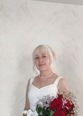 Ирина из Барнаула 56 лет