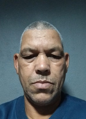 Sinval из Manhuaçu 56 лет