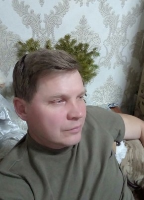 Evgeniy, 53, Russia, Revda