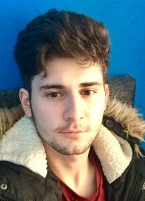 Latif, 22, United Kingdom, Gillingham
