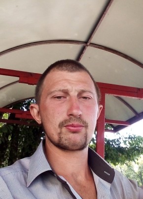 Александр, 29, Россия, Лиски
