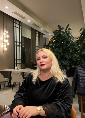 Julia из Москвы 43 года