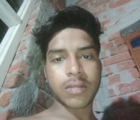 Nitin, 18, Hardoi