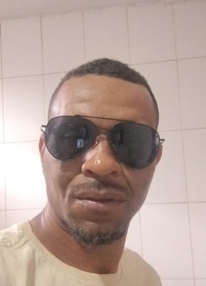Anderson custodi из Franca 43 года