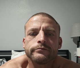 Brian, 44, Dallas