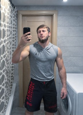 Абдул из Мариуполи 23 года